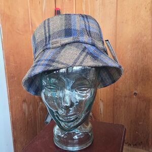 Mucros Weavers Emily Irish Wool Tweed Bucket Hat Plaid One Size Ireland NWT